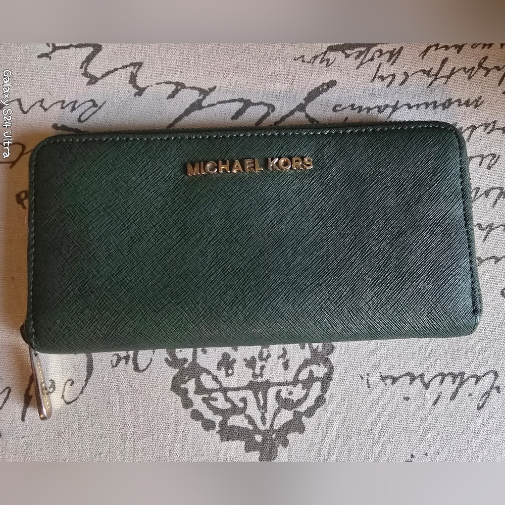 Michael Kors Jet Set Continental  Wallet in Fern Green